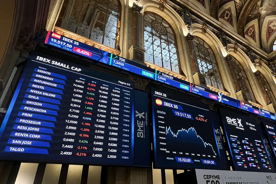 La deuda vuelve a mandar sobre la Bolsa: el Ibex abre octubre bajo presión mientras suben los rendimientos globales