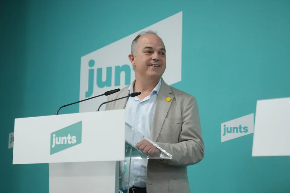 Política Opinión Tremending Internacional Feminismos Medio Ambiente Memoria Culturas Ciencias Economía Public Política Gobierno Partidos Congreso Tribunales Interior Memoria Pública En directoSigue la rueda de prensa del Consejo de Ministros En directoSigue la rueda de prensa del Consejo de Ministros Tiempo de lectura: 3 min  El Tribunal Constitucional estudiará desde el 22 de septiembre los recursos por la amnistía El TC comenzará por la apelación de Jordi Turull contra la decisión del Supremo de negarle la aplicación de la amnistía por el delito de malversación del 'procés'.  El secretario general de Junts per Catalunya, Jordi Turull, durante una rueda de prensa, en una imagen de archivo. El secretario general de Junts per Catalunya, Jordi Turull, durante una rueda de prensa, en una imagen de archivo.