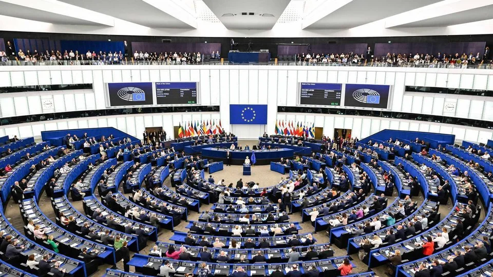 Pleno del Parlamento Europeo en Estrasburgo durante la votación de una resolución sobre la crisis de Ceuta.