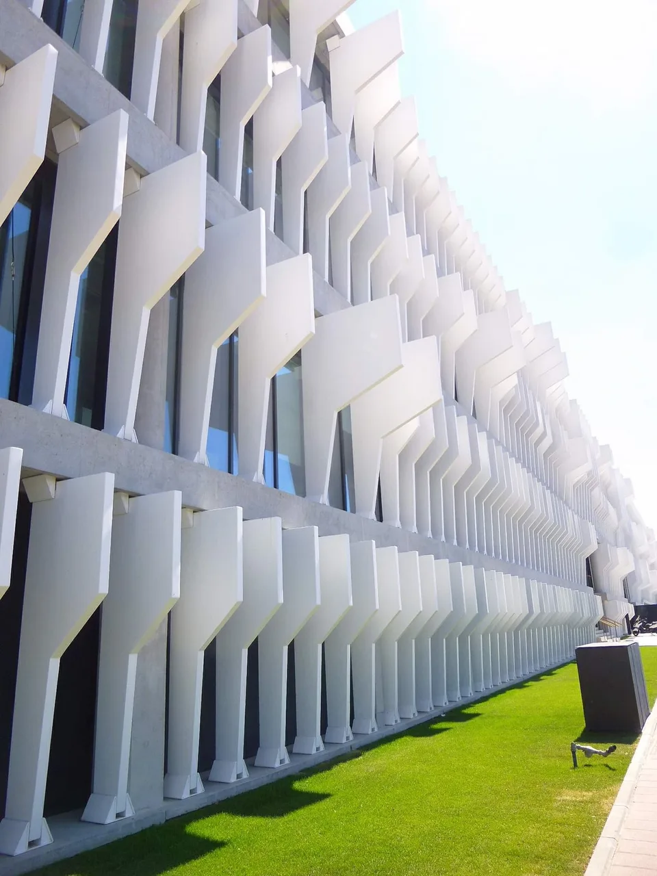 Fotografía real de Ciudad BBVA en Las Tablas, Madrid; sede corporativa, imagen de archivo