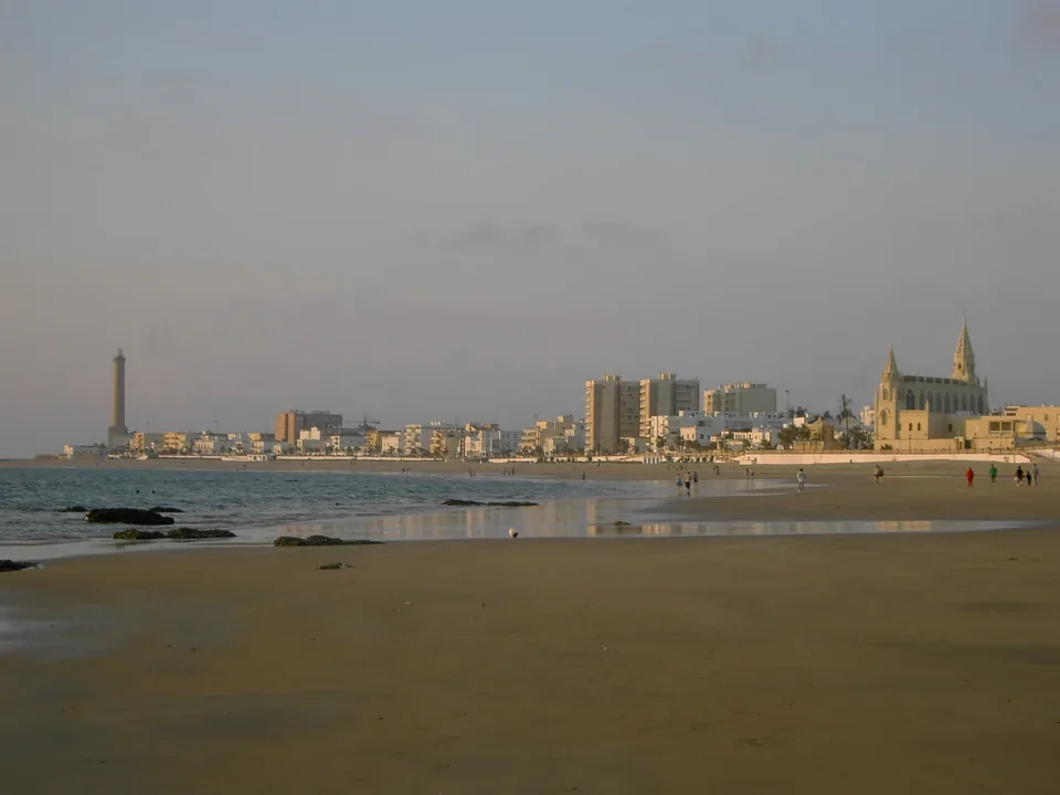 Vista general de la localidad costera de Chipiona, Cádiz, desde el sur, fotografiada en 2006.