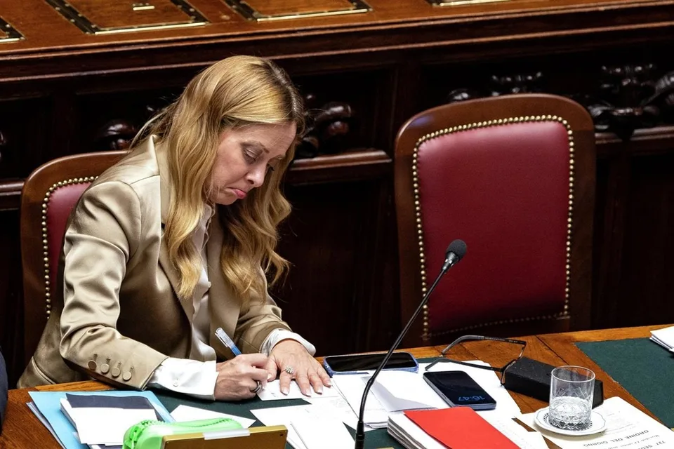 Fotografía real de la primera ministra italiana Giorgia Meloni, protagonista de la negociación bilateral sobre los controles fronterizos Schengen y la crisis de Ceuta.