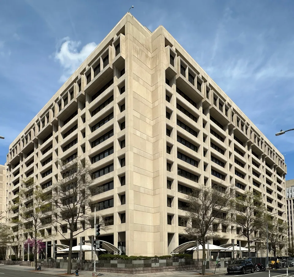 Fachada de la sede del Fondo Monetario Internacional en Washington fotografiada en marzo de 2026.