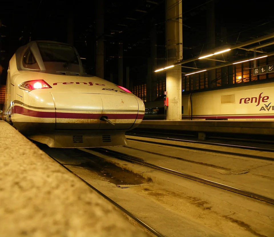 AVE serie 112 en Atocha en 2011, imagen de archivo