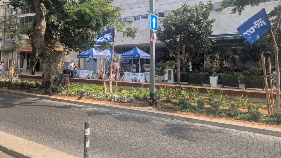 Fotografía auténtica de la jornada electoral del 27 de octubre de 2026 en Tel Aviv, Israel; imagen documental de archivo sin relación con supuestos delitos