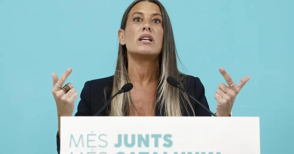 Miriam Nogueras, candidata de Junts al Congreso de los Diputados, durante una intervención pública recogida en la cobertura electoral del 27 de octubre.