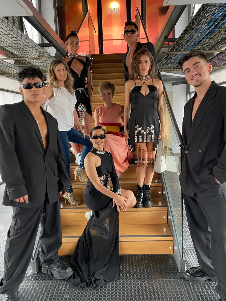 Chanel Terrero y el equipo real RTVE Eurovisión en Torrespaña en 2022; fotografía de archivo, no reunión sobre Eurovisión 2027.
