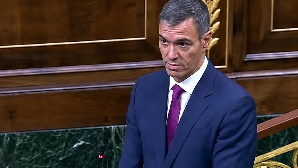 edro Sánchez en el Congreso durante la sesión de control del 9 de septiembre de 2026, en la que rechazó las acusaciones de chantaje por Marruecos.