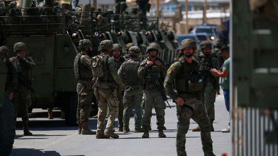 Defensa abre una investigación interna y lleva a la Justicia las denuncias de abusos militares en Ceuta