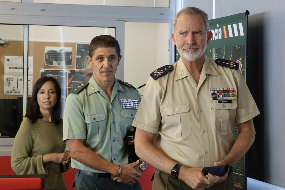 Felipe VI visita la CiberComandancia de la Guardia Civil: 32.000 delitos tramitados y una unidad que opera 24 horas