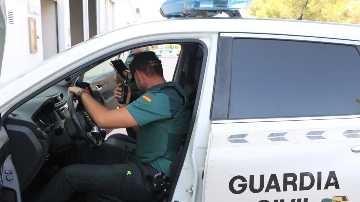 Dependencias judiciales y policiales en Mallorca durante una investigación penal.